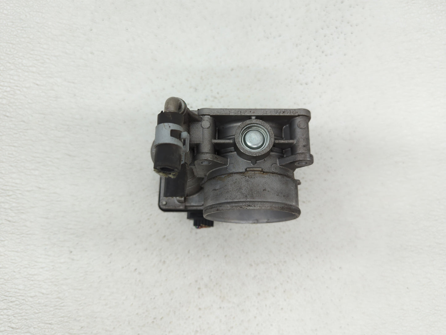 2014-2019 Infiniti Q70 Throttle Body P/N:RME60-21 RME60-12 Fits OEM Used Auto Parts - Oemusedautoparts1.com