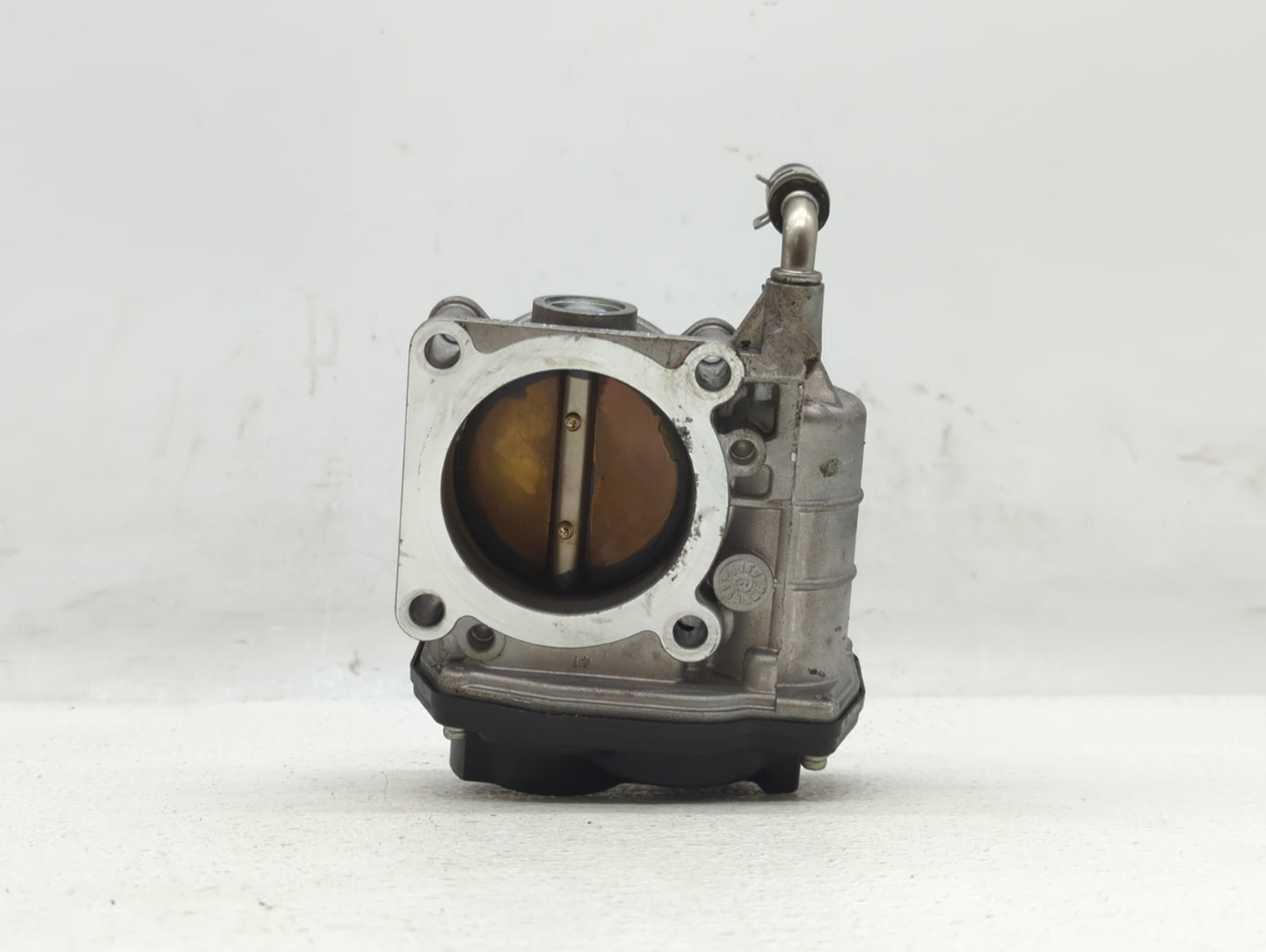 2014-2019 Infiniti Q70 Throttle Body P/N:RME60-21 RME60-12 Fits OEM Used Auto Parts - Oemusedautoparts1.com