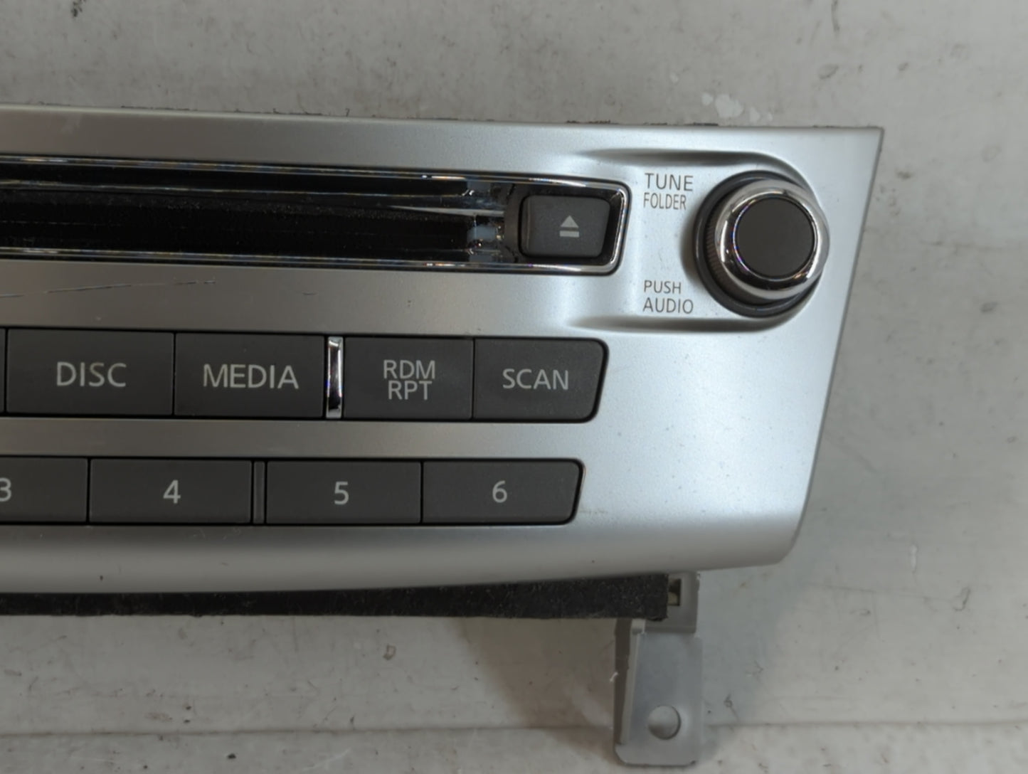 2019 Infiniti Q70 Radio AM FM Cd Player Receiver Replacement P/N:2539115UV0B Fits OEM Used Auto Parts - Oemusedautoparts1.co
