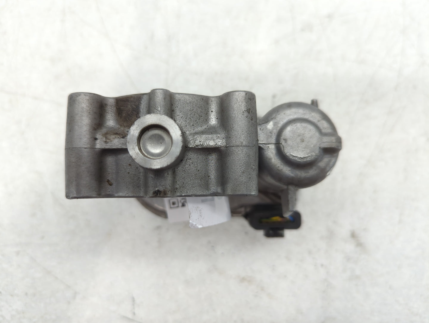 2017-2019 Infiniti Qx30 Throttle Body P/N:0 280 750 541 A 270 141 00 25 Fits Fits 2016 2017 2018 2019 OEM Used Auto Parts - 