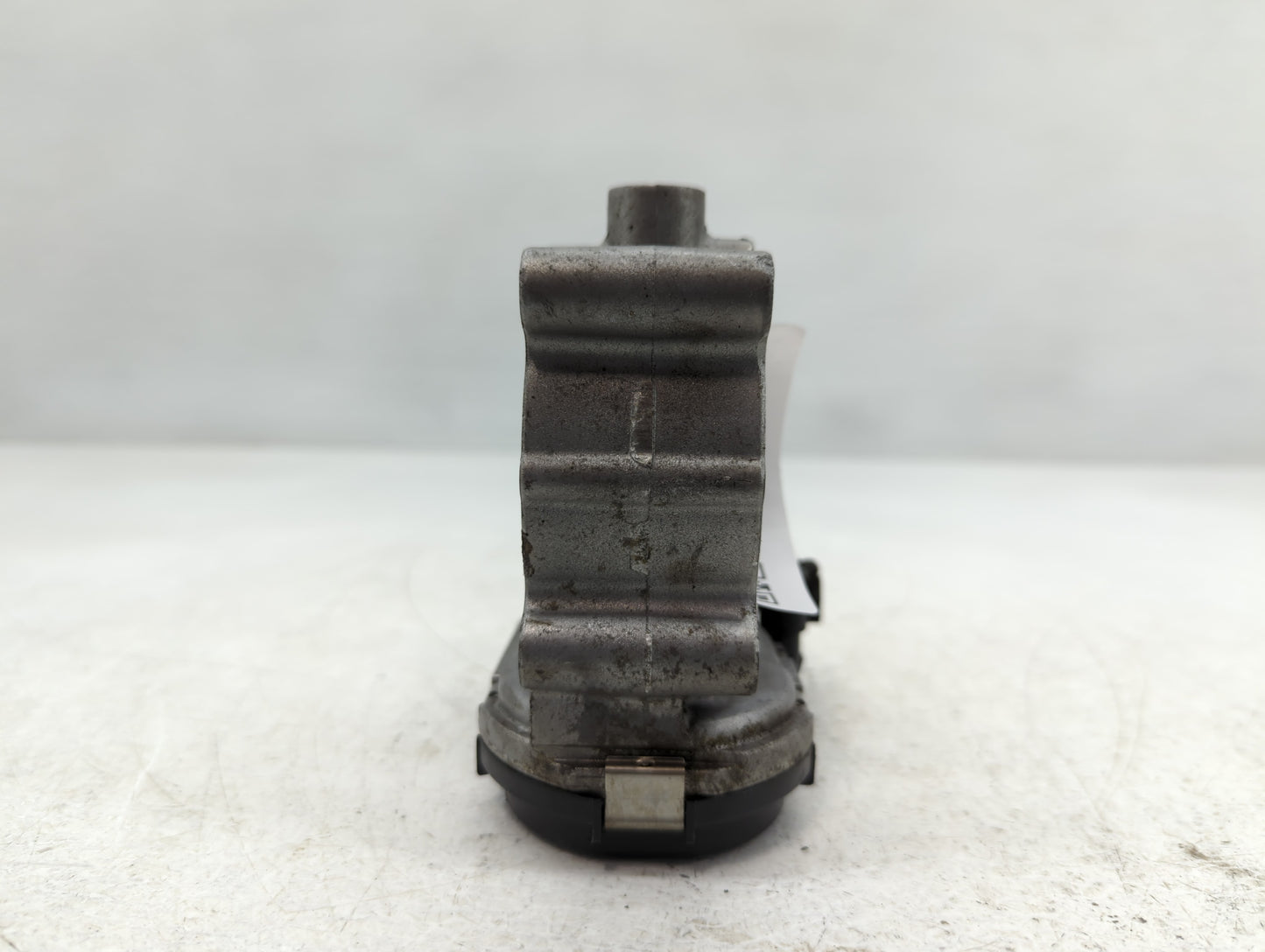 2017-2019 Infiniti Qx30 Throttle Body P/N:0 280 750 541 A 270 141 00 25 Fits Fits 2016 2017 2018 2019 OEM Used Auto Parts - 