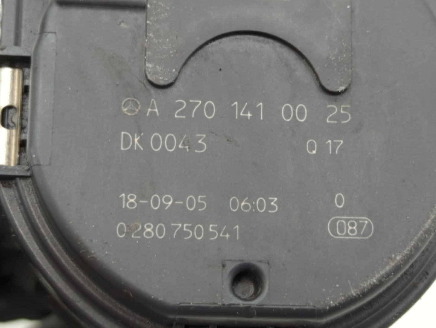 2017-2019 Infiniti Qx30 Throttle Body P/N:0 280 750 541 A 270 141 00 25 Fits Fits 2016 2017 2018 2019 OEM Used Auto Parts - 