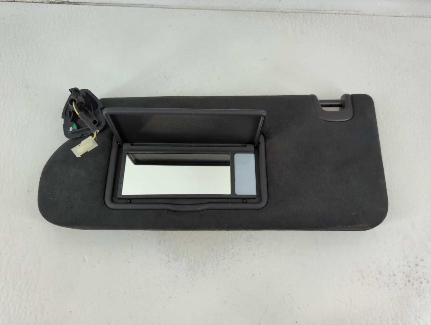 2019-2020 Infiniti Qx50 Sun Visor Shade Replacement Driver Left Mirror Fits Fits 2019 2020 OEM Used Auto Parts - Oemusedauto