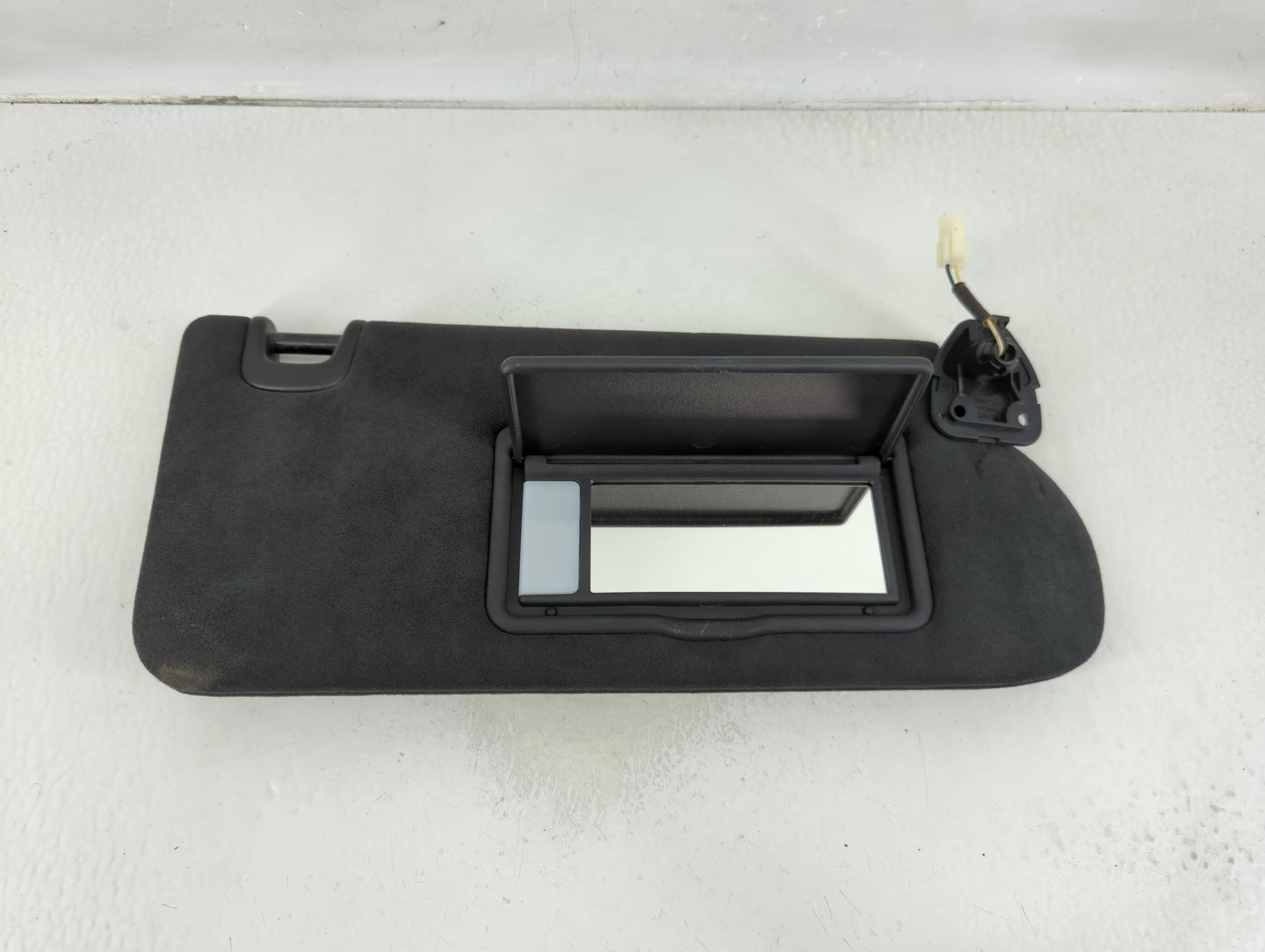 2019-2020 Infiniti Qx50 Sun Visor Shade Replacement Passenger Right Mirror Fits Fits 2019 2020 OEM Used Auto Parts - Oemused