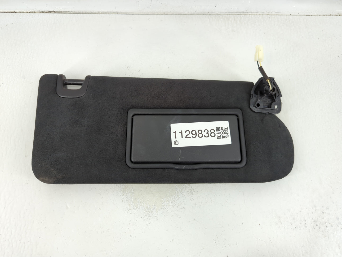 2019-2020 Infiniti Qx50 Sun Visor Shade Replacement Passenger Right Mirror Fits Fits 2019 2020 OEM Used Auto Parts - Oemused