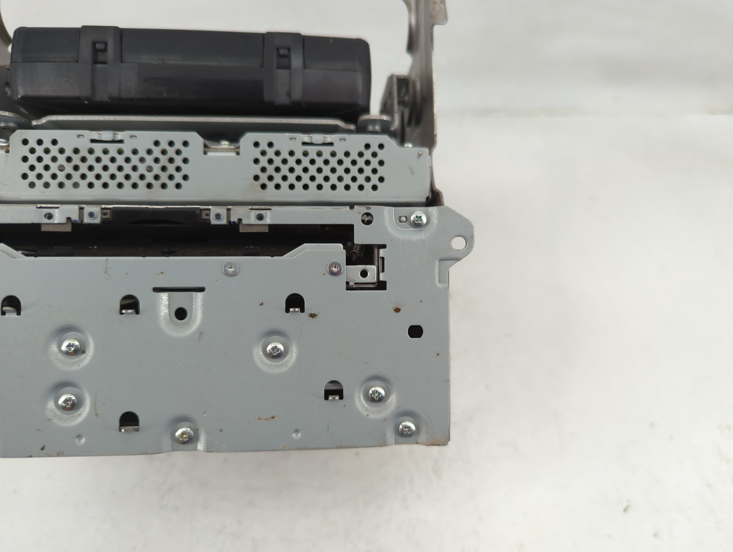 2019-2020 Infiniti Qx50 Radio AM FM Cd Player Receiver Replacement P/N:28275 6FL2B Fits Fits 2019 2020 OEM Used Auto Parts -