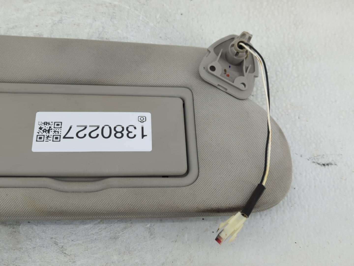 2019-2020 Infiniti Qx50 Sun Visor Shade Replacement Passenger Right Mirror Fits Fits 2019 2020 OEM Used Auto Parts - Oemused