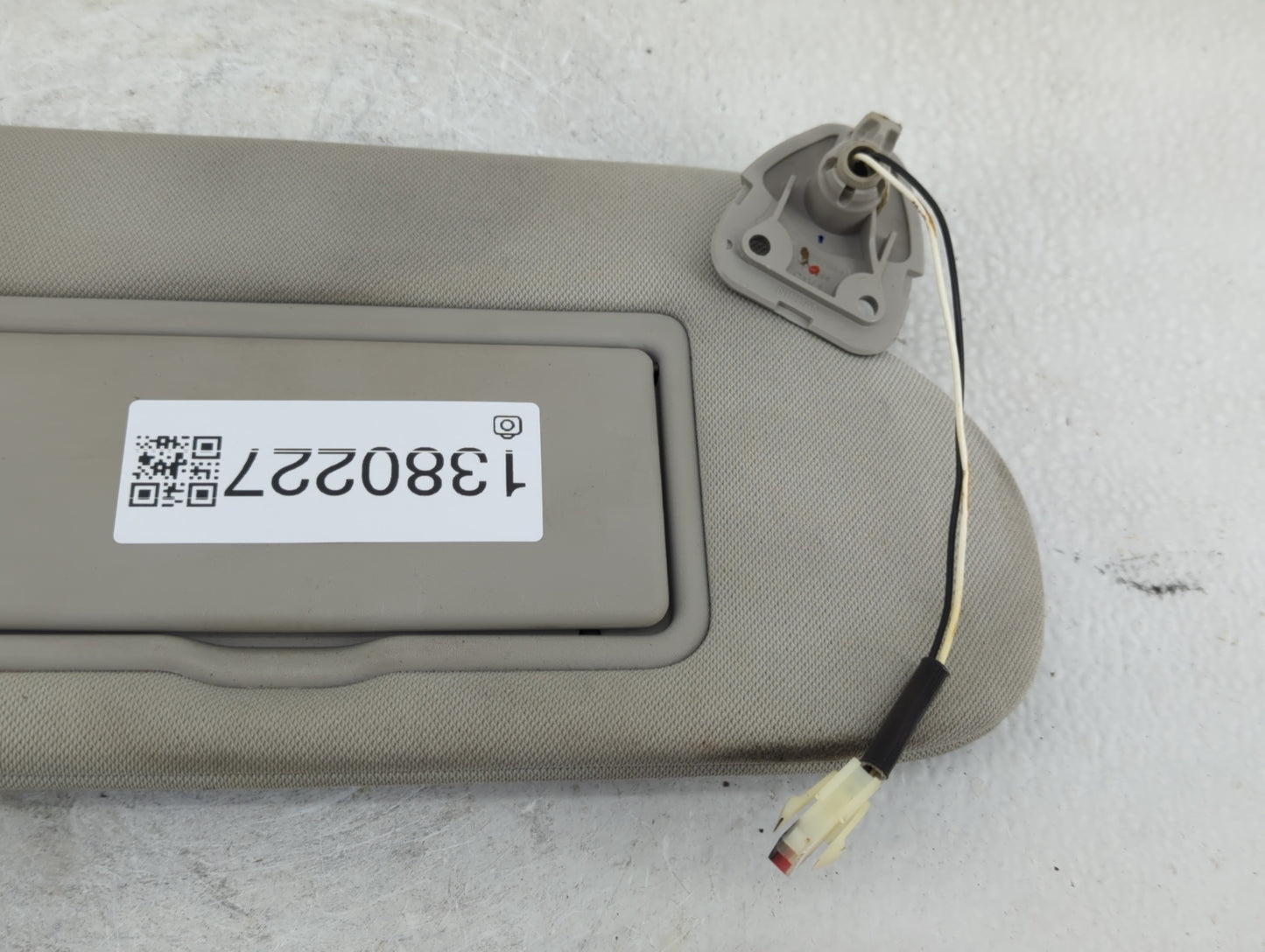 2019-2020 Infiniti Qx50 Sun Visor Shade Replacement Passenger Right Mirror Fits Fits 2019 2020 OEM Used Auto Parts - Oemused