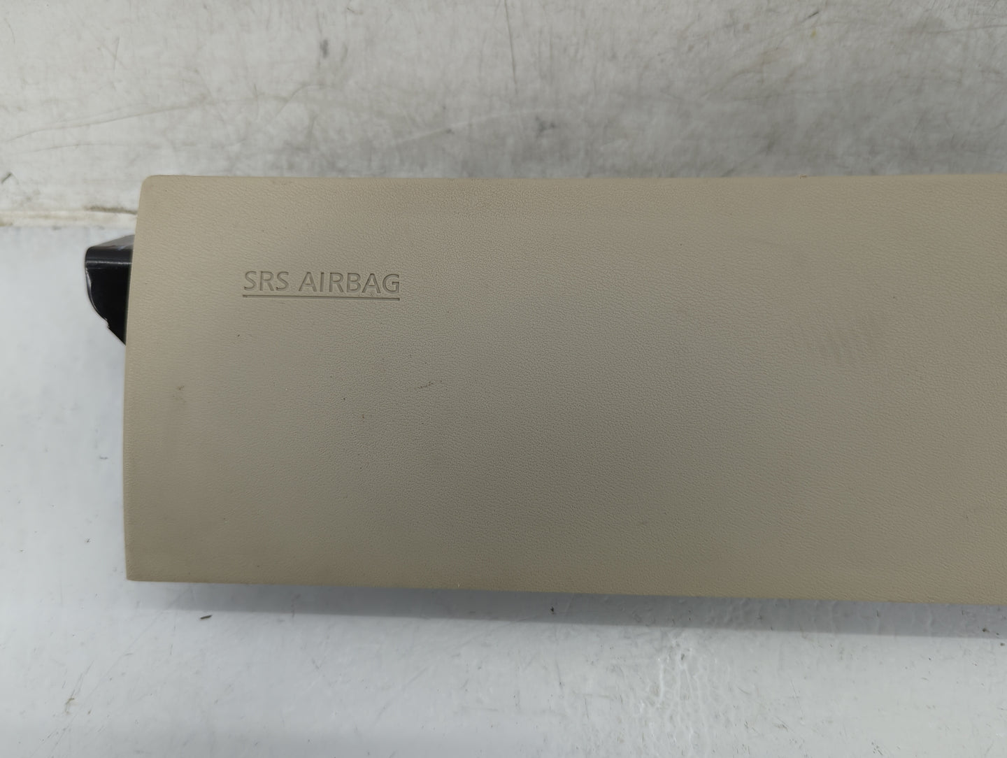 2019-2020 Infiniti Qx50 Air Bag Passenger Right Knee OEM Fits Fits 2019 2020 OEM Used Auto Parts - Oemusedautoparts1.com