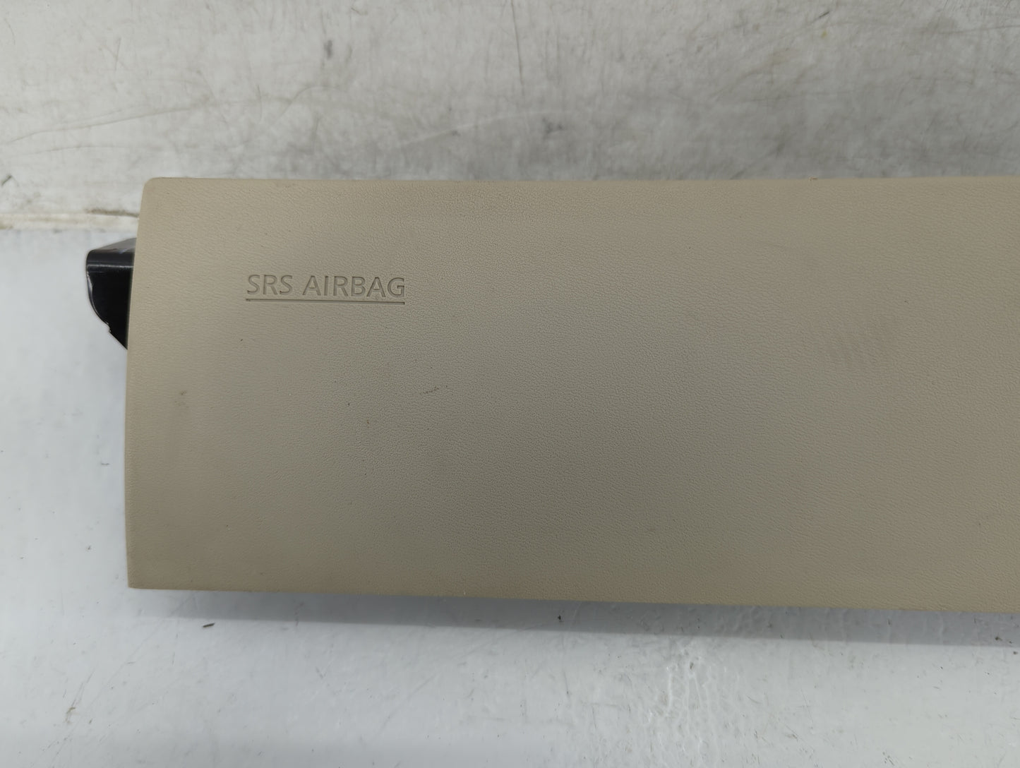2019-2020 Infiniti Qx50 Air Bag Passenger Right Knee OEM Fits Fits 2019 2020 OEM Used Auto Parts - Oemusedautoparts1.com