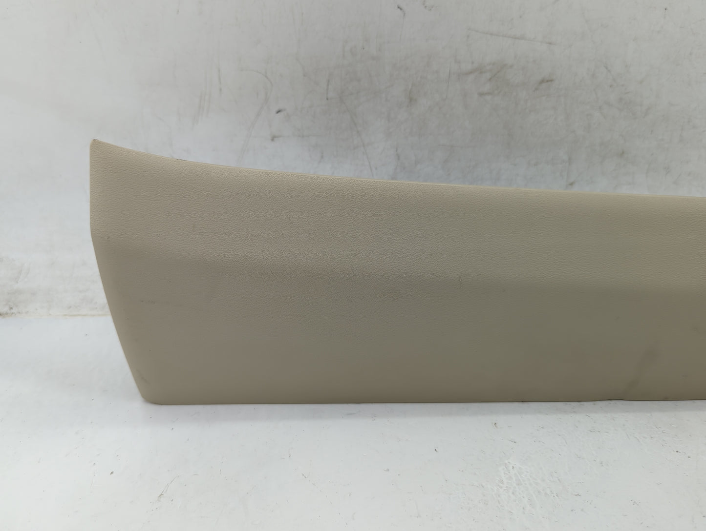 2019-2020 Infiniti Qx50 Air Bag Passenger Right Knee OEM P/N:985R1-5NR8A Fits Fits 2019 2020 OEM Used Auto Parts - Oemusedau