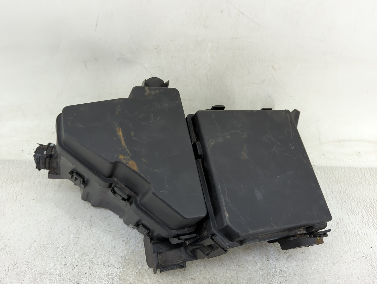 2019-2020 Infiniti Qx50 Fusebox Fuse Box Panel Relay Module Fits Fits 2019 2020 OEM Used Auto Parts - Oemusedautoparts1.com