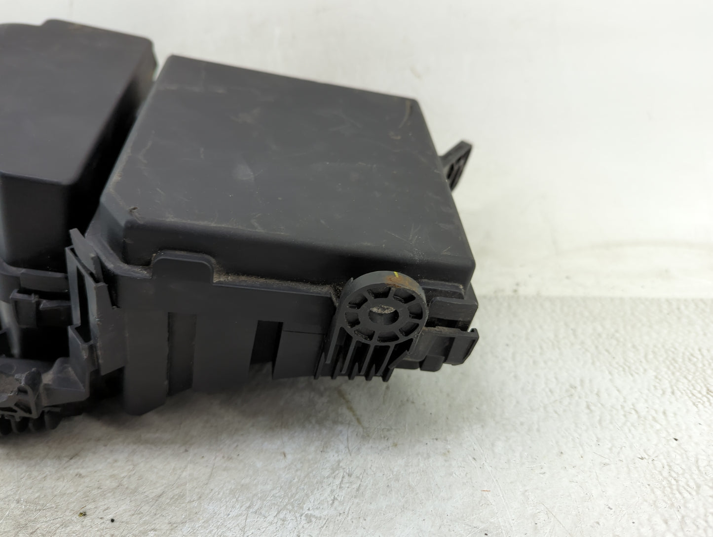 2019-2020 Infiniti Qx50 Fusebox Fuse Box Panel Relay Module Fits Fits 2019 2020 OEM Used Auto Parts - Oemusedautoparts1.com