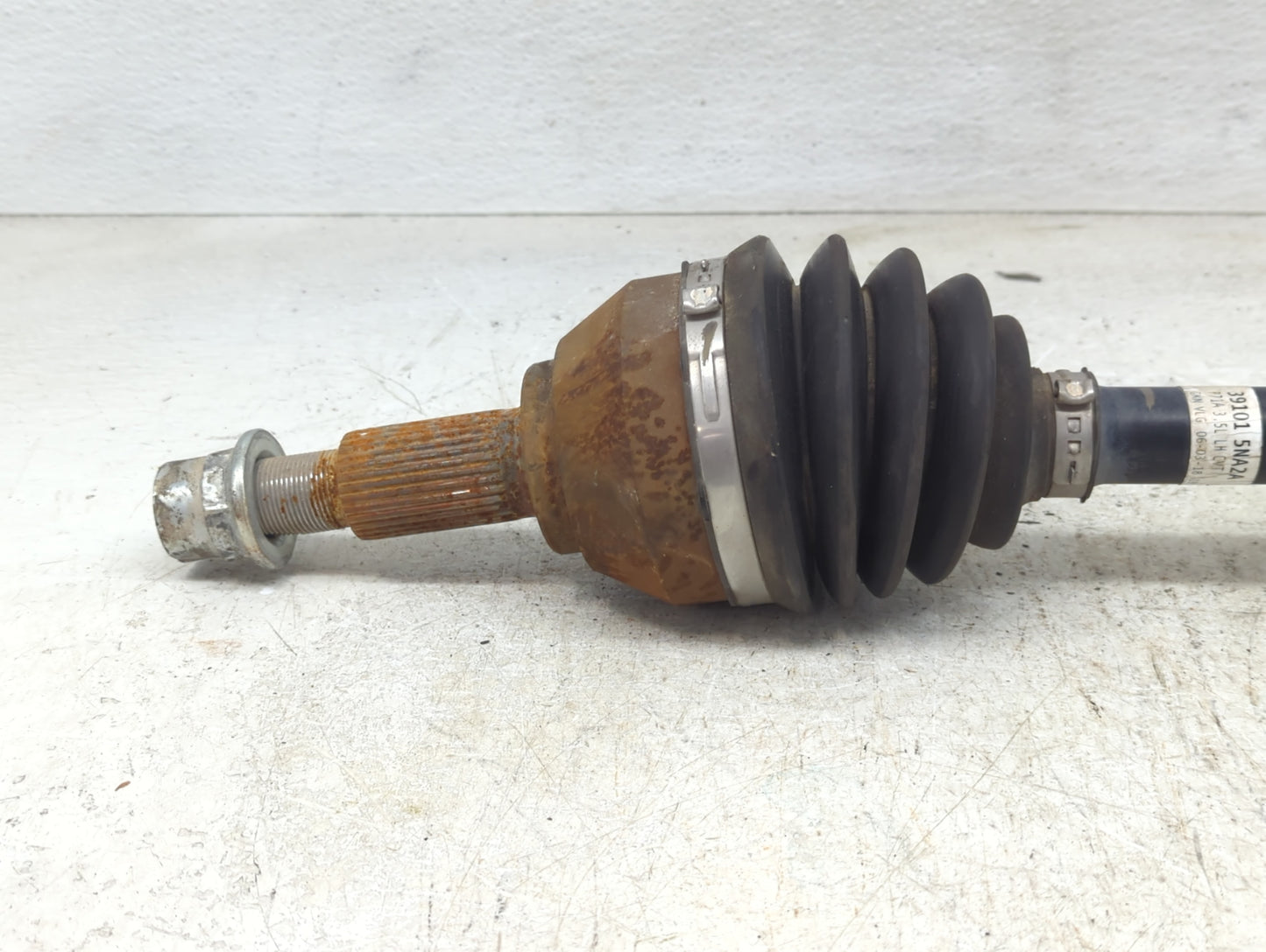 2019-2020 Infiniti Qx50 Axle Shaft Front Driver Cv C/v - Oemusedautoparts1.com