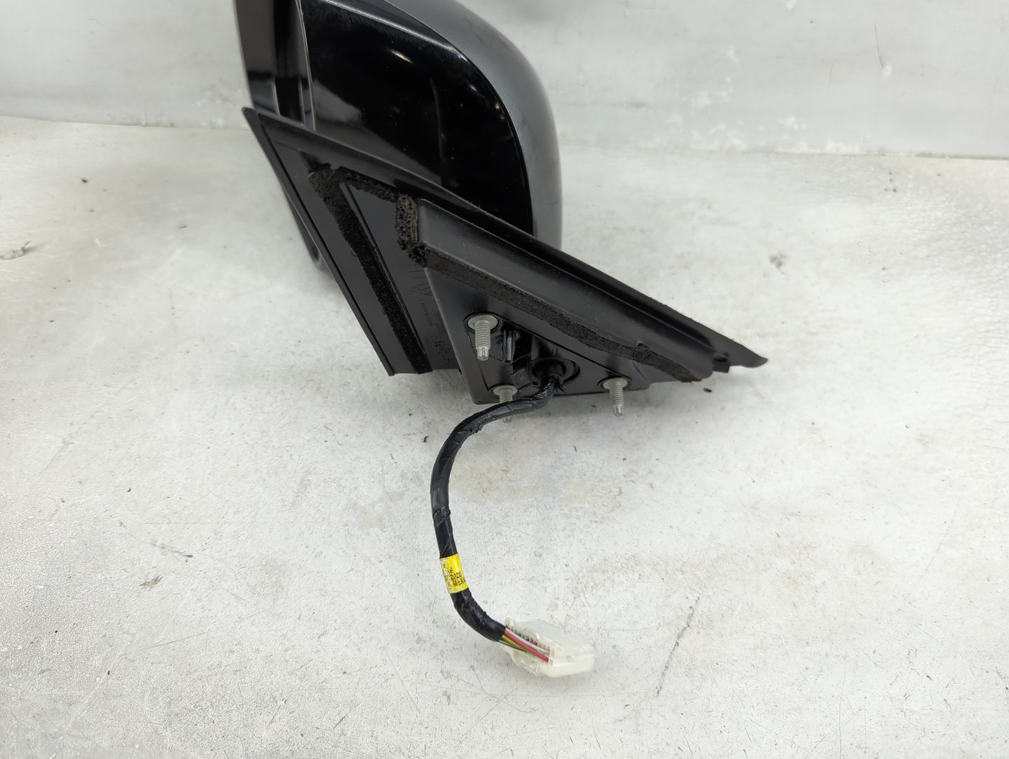 2019-2020 Infiniti Qx50 Driver Side View Mirror - Left Door Mirror OEM Used - Oemusedautoparts1.com