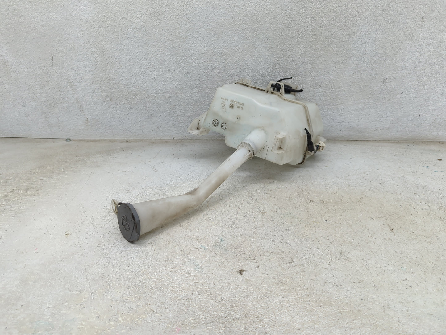 2019-2020 Infiniti Qx50 Windshield Washer Fluid Reservoir Bottle Oem 1473880 - Oemusedautoparts1.com