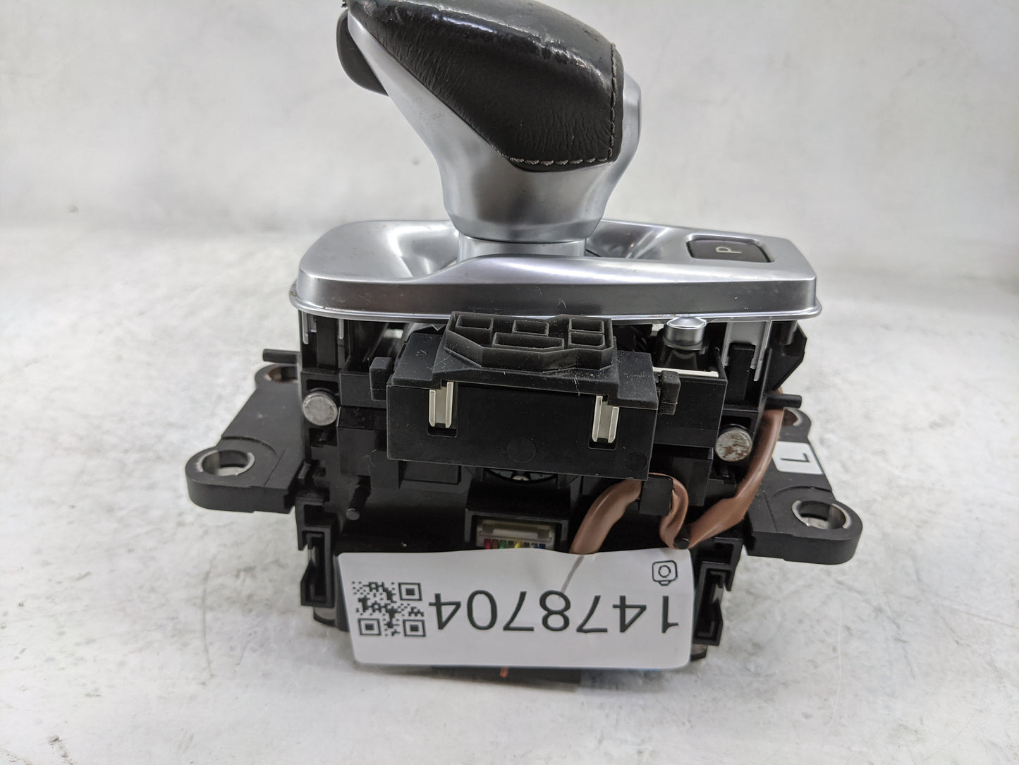 2019 Infiniti Qx50 Floor Console Assembly Shifter 1478704 - Oemusedautoparts1.com
