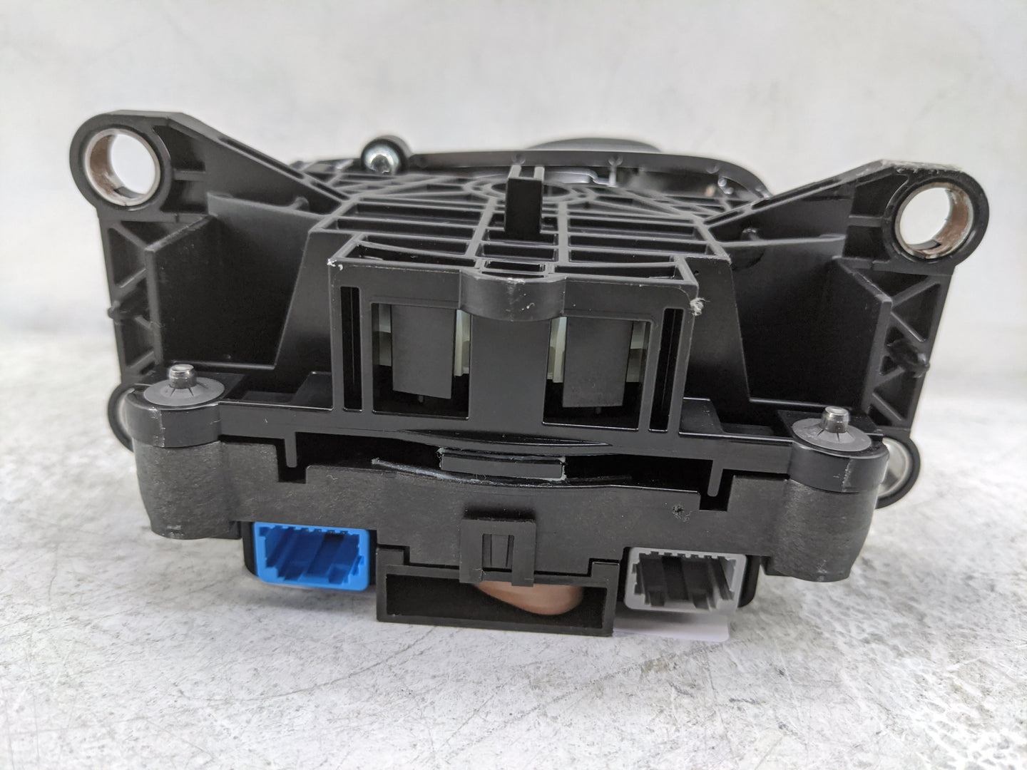 2019 Infiniti Qx50 Floor Console Assembly Shifter 1478704 - Oemusedautoparts1.com
