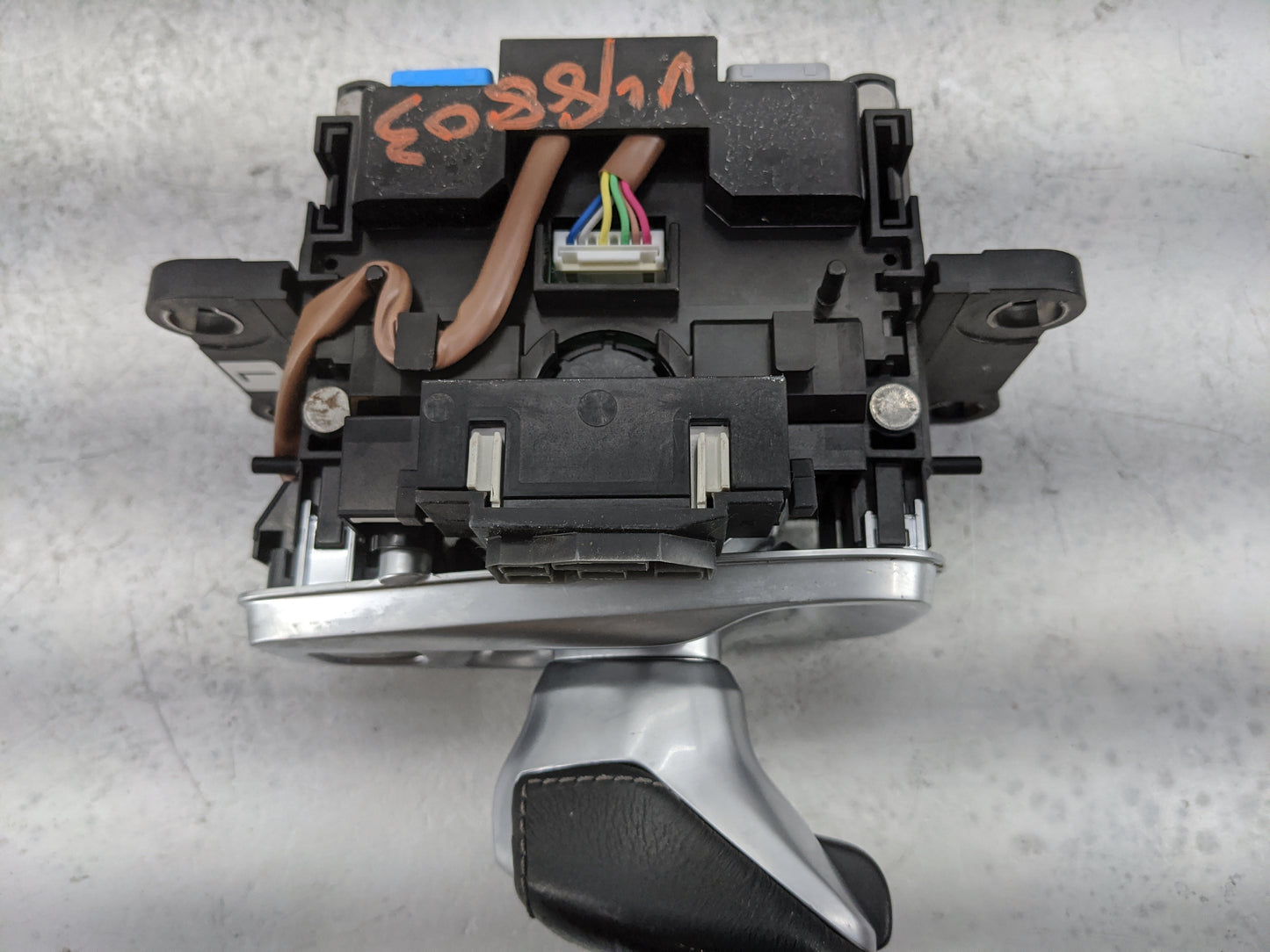 2019 Infiniti Qx50 Floor Console Assembly Shifter 1478704 - Oemusedautoparts1.com