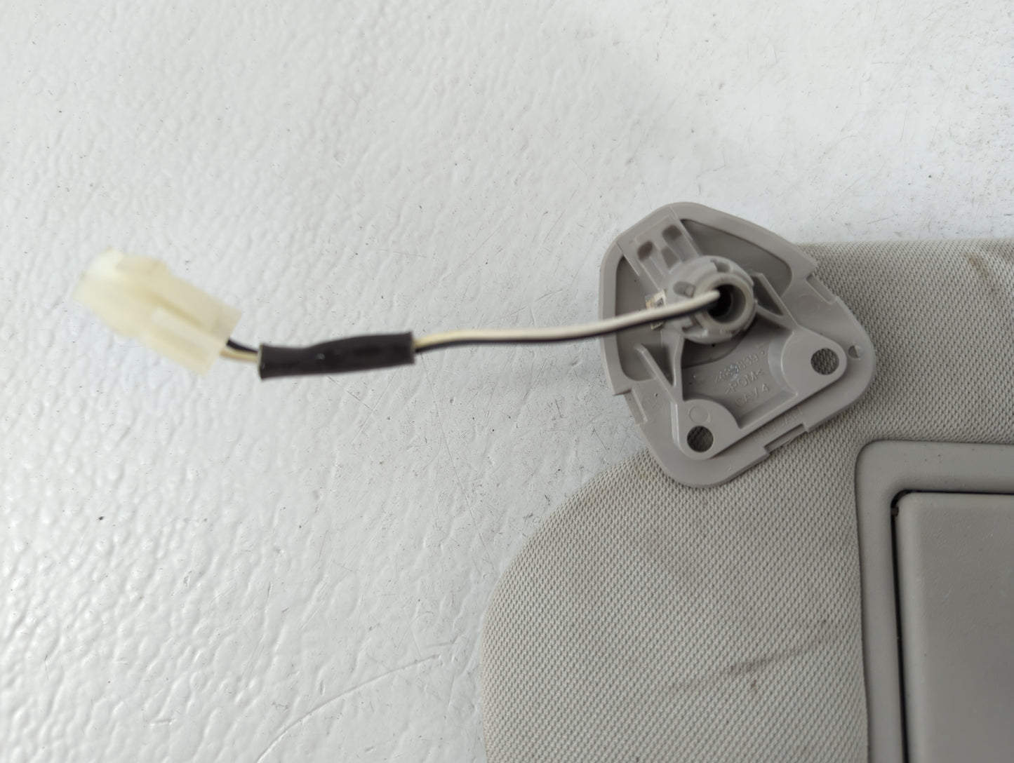 2019-2020 Infiniti Qx50 Sun Visor Shade Replacement Driver Left Mirror Fits Fits 2019 2020 OEM Used Auto Parts - Oemusedauto