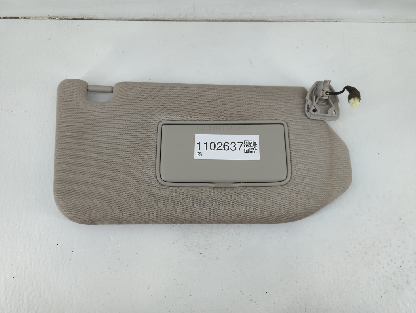 2019-2020 Infiniti Qx60 Sun Visor Shade Replacement Passenger Right Mirror Fits Fits 2019 2020 OEM Used Auto Parts - Oemused