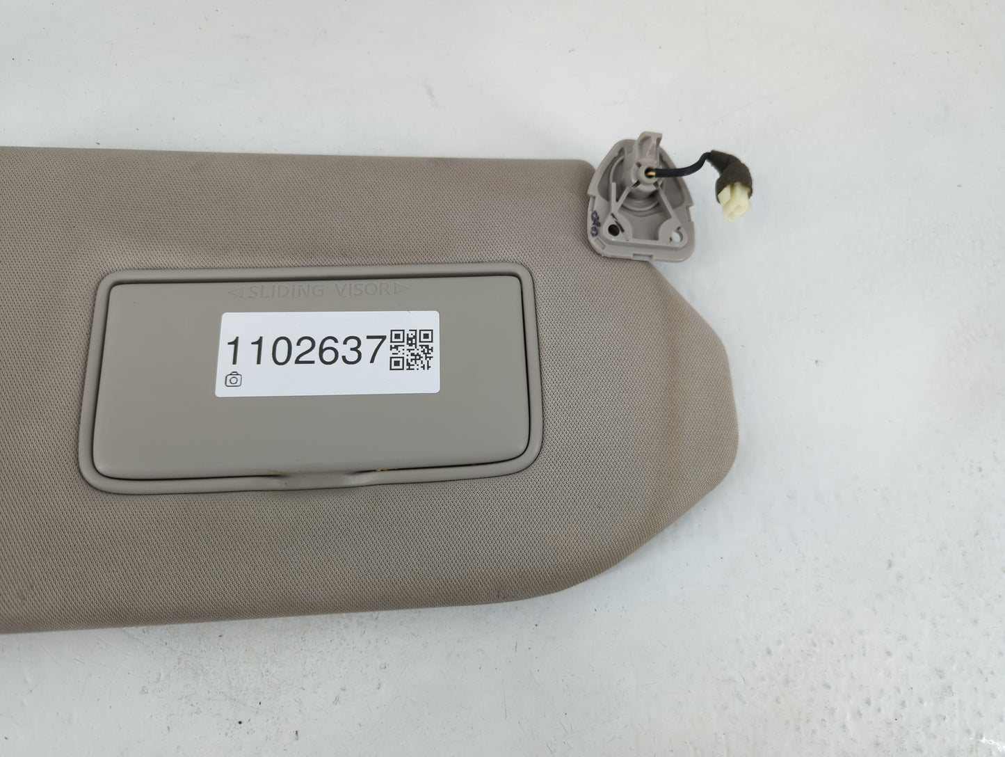 2019-2020 Infiniti Qx60 Sun Visor Shade Replacement Passenger Right Mirror Fits Fits 2019 2020 OEM Used Auto Parts - Oemused