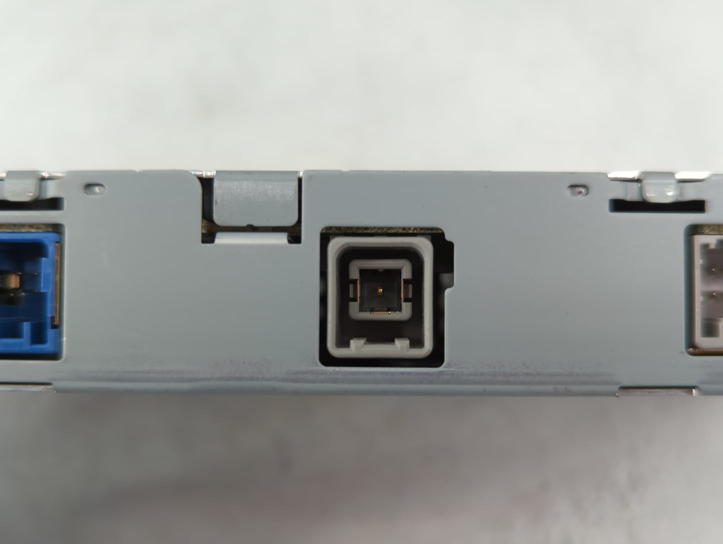 2017-2020 Infiniti Qx60 Communication Control Module 25915 4hb5d - Oemusedautoparts1.com