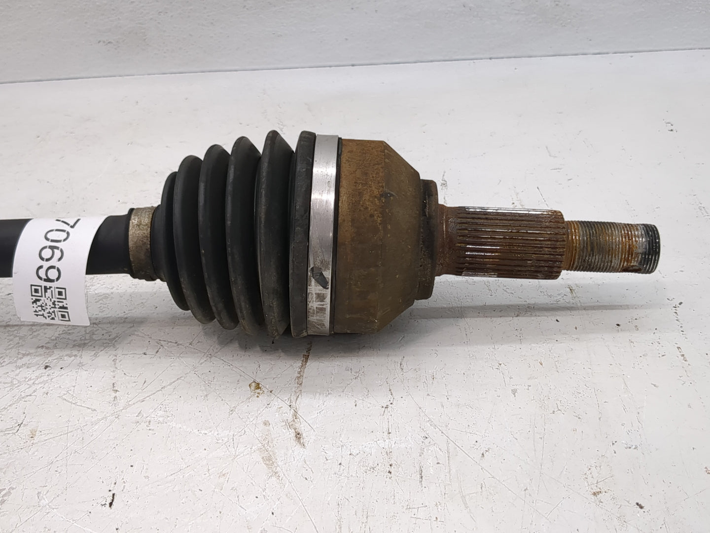 2015-2020 Infiniti Qx60 Axle Shaft Front Driver Cv C/v - Oemusedautoparts1.com