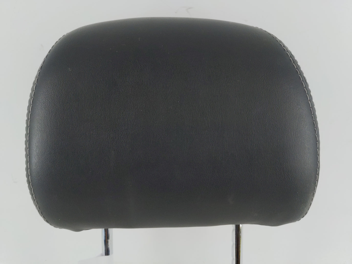 2019-2020 Infiniti Qx60 Headrest Head Rest Rear Seat Fits Fits 2019 2020 OEM Used Auto Parts - Oemusedautoparts1.com