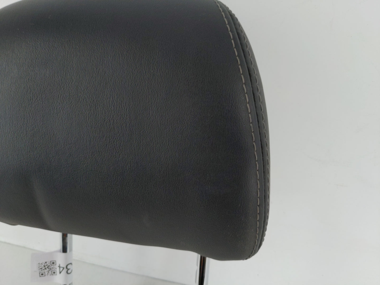 2019-2020 Infiniti Qx60 Headrest Head Rest Rear Seat Fits Fits 2019 2020 OEM Used Auto Parts - Oemusedautoparts1.com