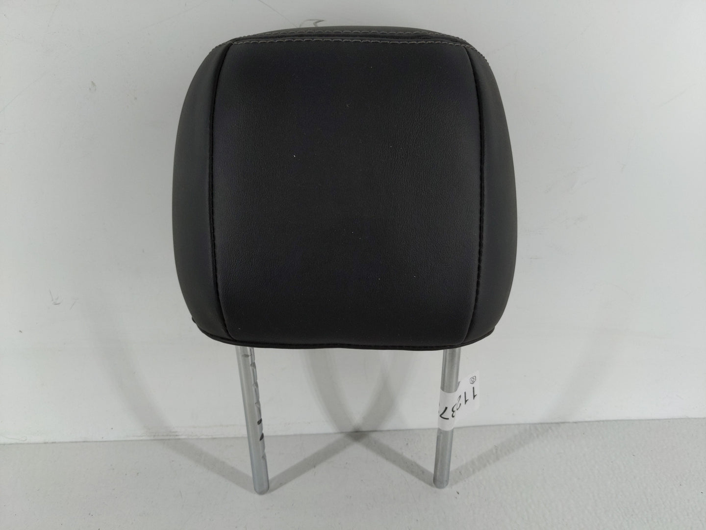 2019-2020 Infiniti Qx60 Headrest Head Rest Rear Seat Fits Fits 2019 2020 OEM Used Auto Parts - Oemusedautoparts1.com