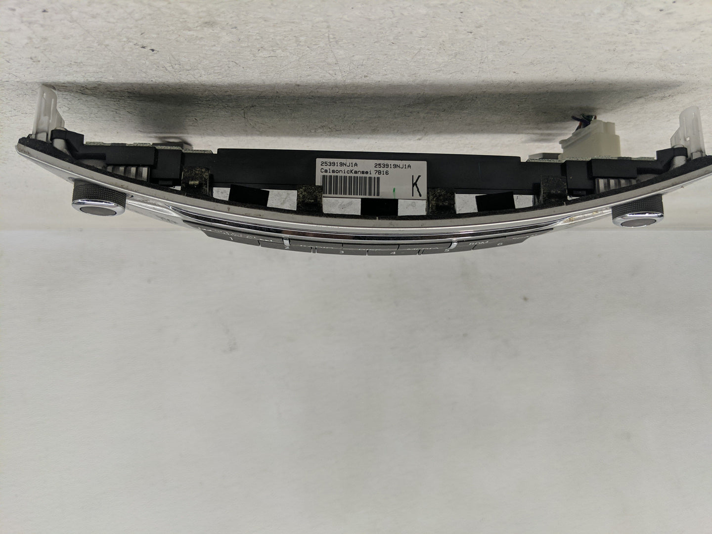 2017-2020 Infiniti Qx60 Radio AM FM Cd Player Receiver Replacement P/N:253919NJ1A Fits Fits 2017 2018 2019 2020 OEM Used Aut