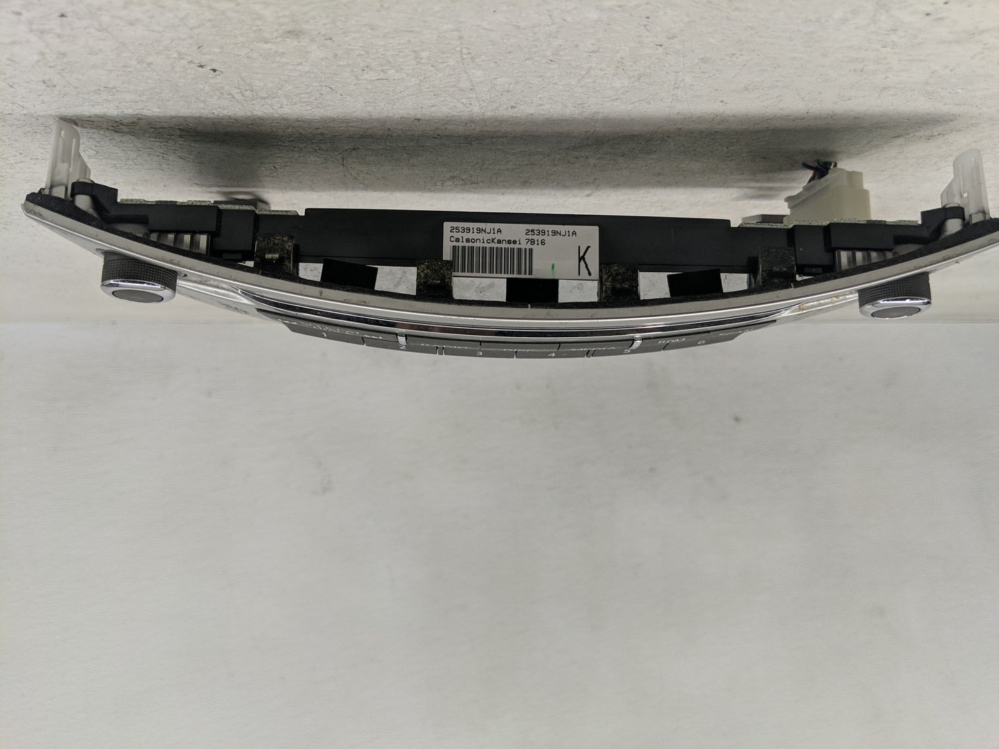 2017-2020 Infiniti Qx60 Radio AM FM Cd Player Receiver Replacement P/N:253919NJ1A Fits Fits 2017 2018 2019 2020 OEM Used Aut