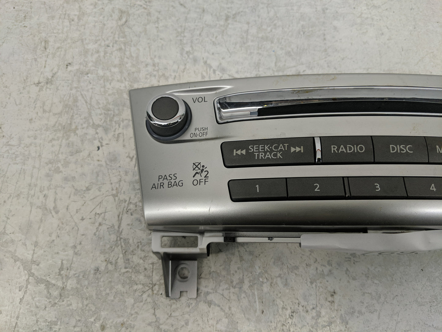 2017-2020 Infiniti Qx60 Radio Control Panel - Oemusedautoparts1.com