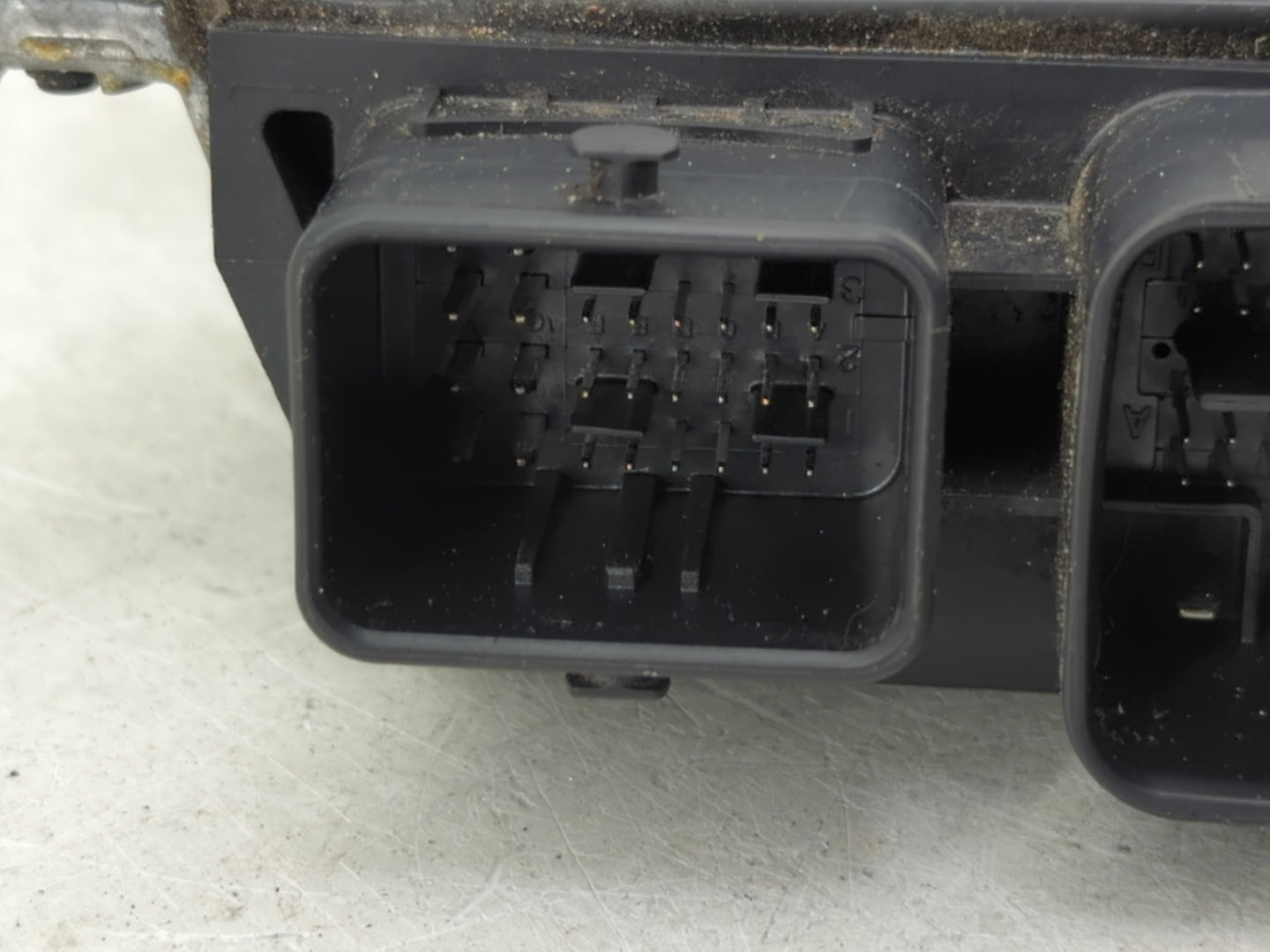2018-2020 Infiniti Qx60 PCM Engine Control Computer ECU ECM PCU OEM P/N:NEC034-669 Fits Fits 2018 2019 2020 OEM Used Auto Pa