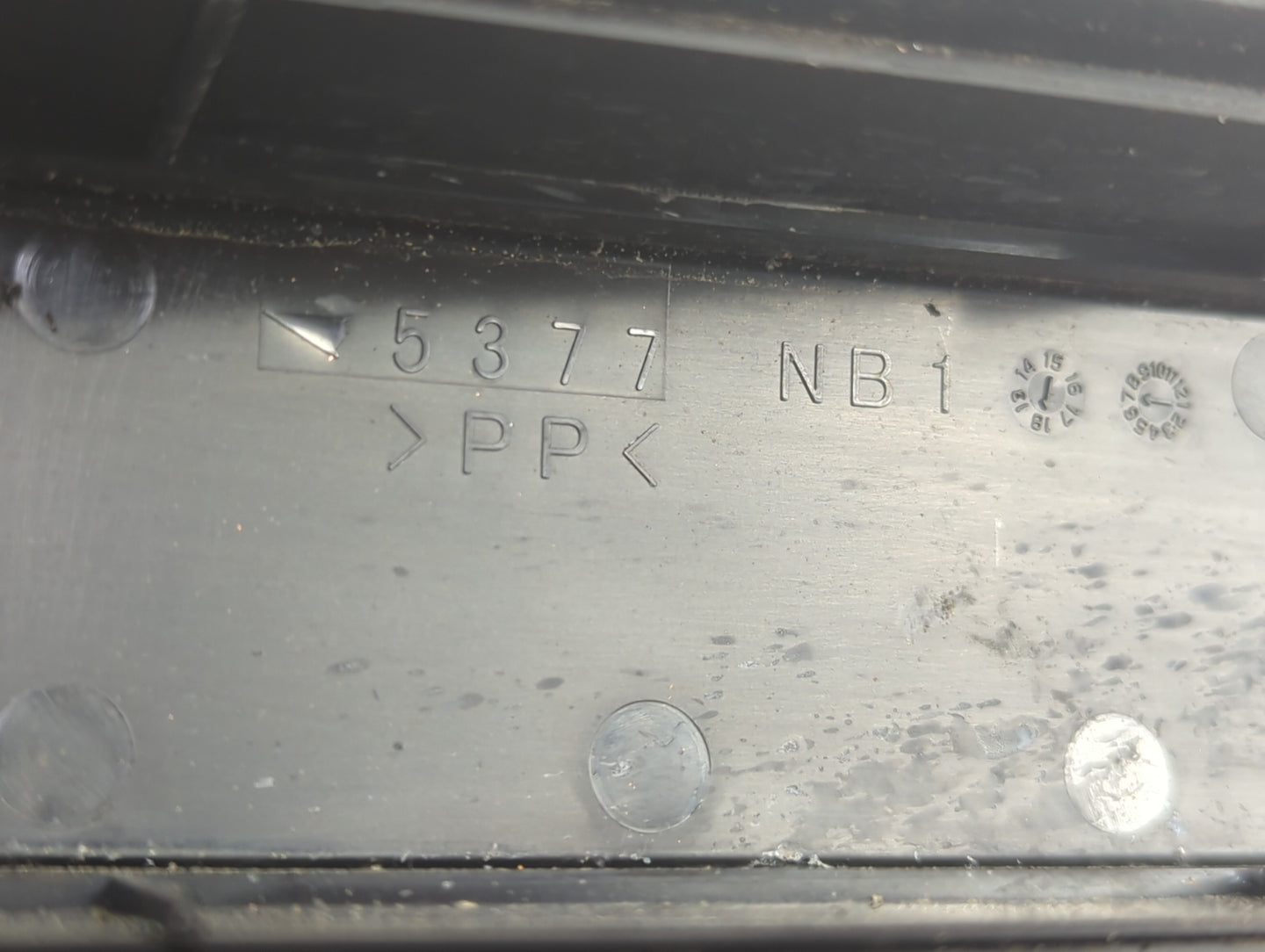 2015-2020 Infiniti Qx60 Fusebox Fuse Box Panel Relay Module P/N:7254-5763-30 Fits Fits 2015 2016 2017 2018 2019 2020 2022 OE