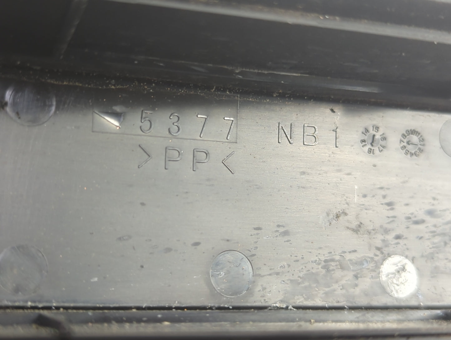 2015-2020 Infiniti Qx60 Fusebox Fuse Box Panel Relay Module P/N:7254-5763-30 Fits Fits 2015 2016 2017 2018 2019 2020 2022 OE