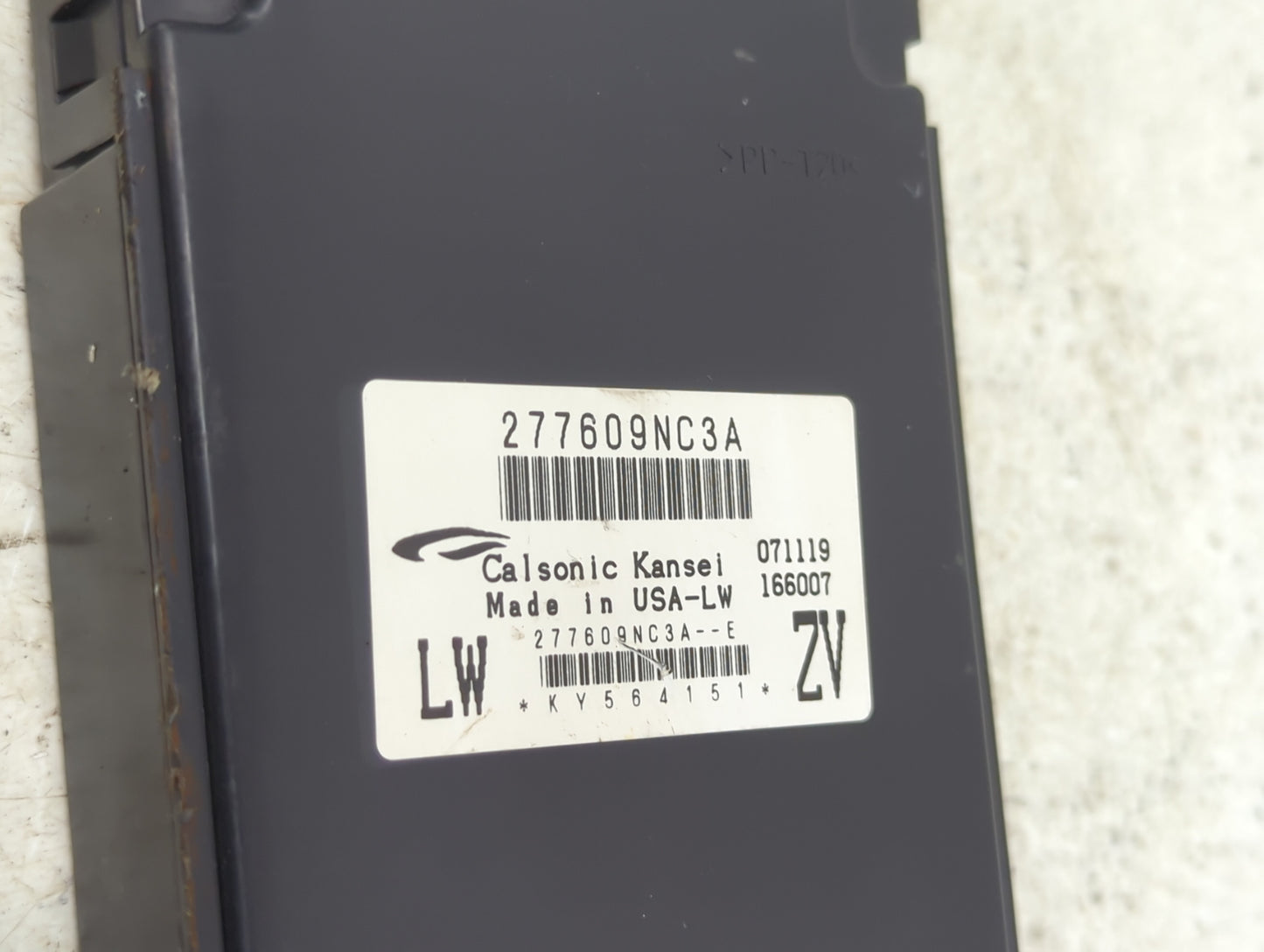 2017-2020 Infiniti Qx60 Radio AM FM Cd Player Receiver Replacement P/N:277609NC3A Fits Fits 2017 2018 2019 2020 OEM Used Aut