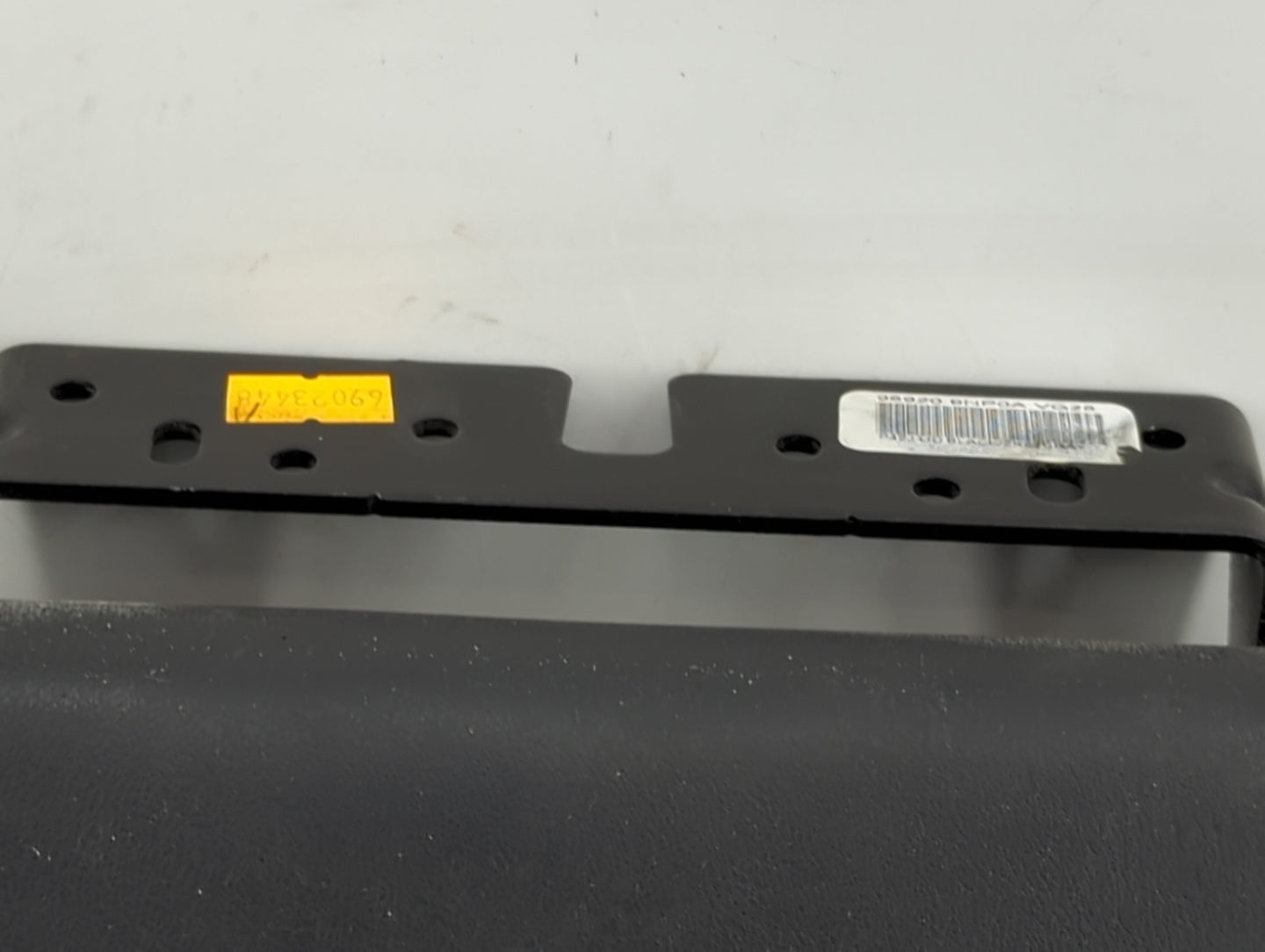 2019 Infiniti Qx60 Center Console Armrest Cover Lid Fits OEM Used Auto Parts - Oemusedautoparts1.com