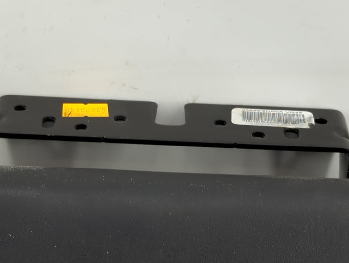 2019 Infiniti Qx60 Center Console Armrest Cover Lid Fits OEM Used Auto Parts - Oemusedautoparts1.com