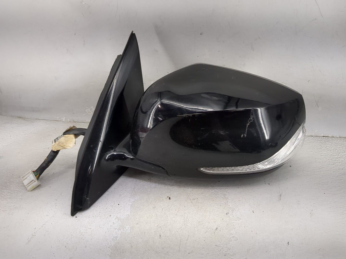 2018-2020 Infiniti Qx60 Driver Side View Mirror - Left Door Mirror OEM Used - Oemusedautoparts1.com