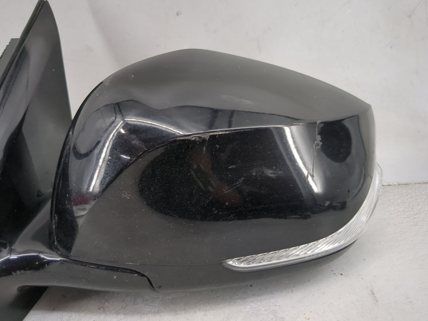2018-2020 Infiniti Qx60 Driver Side View Mirror - Left Door Mirror OEM Used - Oemusedautoparts1.com