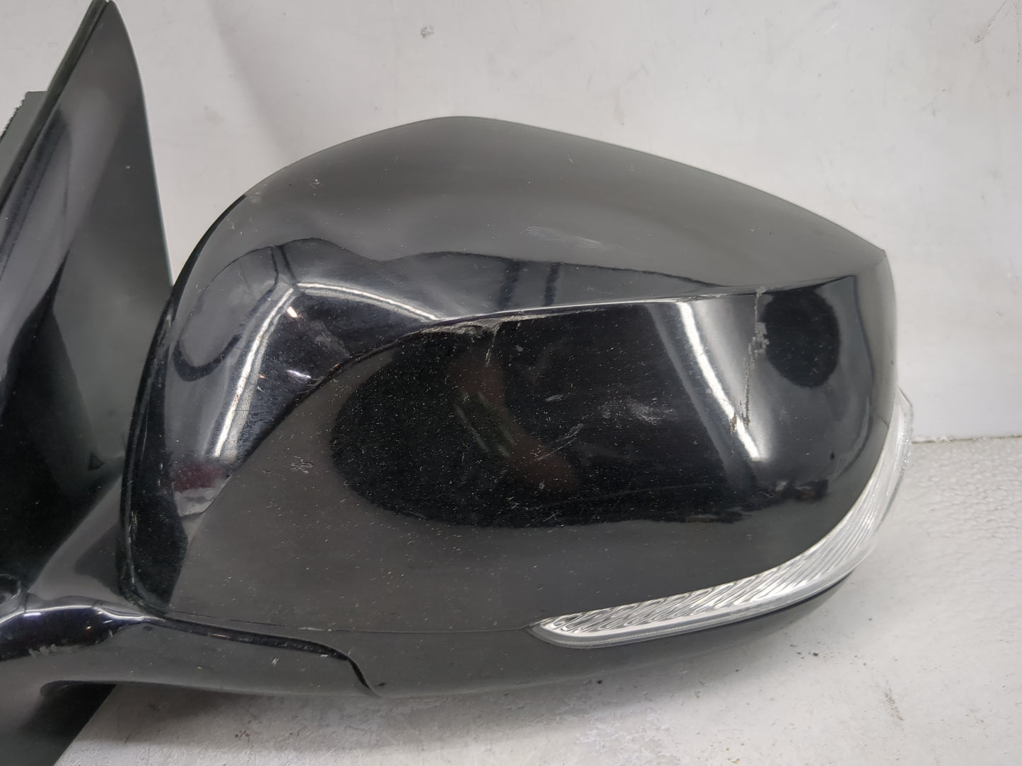 2018-2020 Infiniti Qx60 Driver Side View Mirror - Left Door Mirror OEM Used - Oemusedautoparts1.com