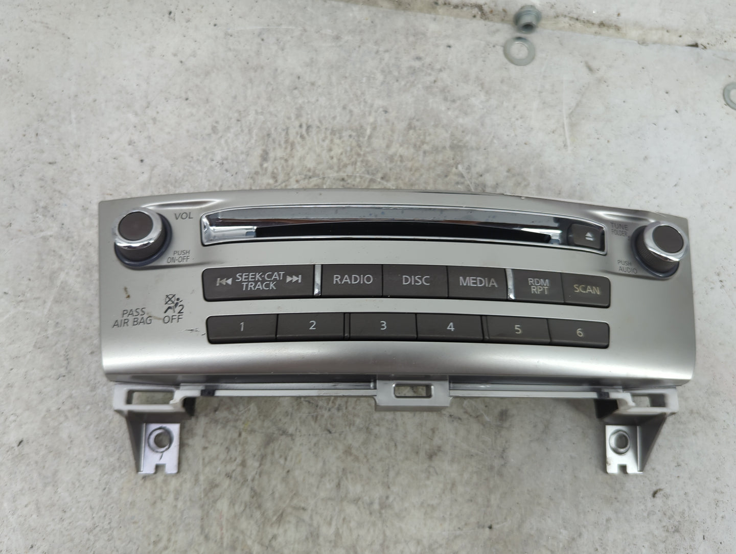 2017-2020 Infiniti Qx60 Radio Control Panel 1489909 - Oemusedautoparts1.com