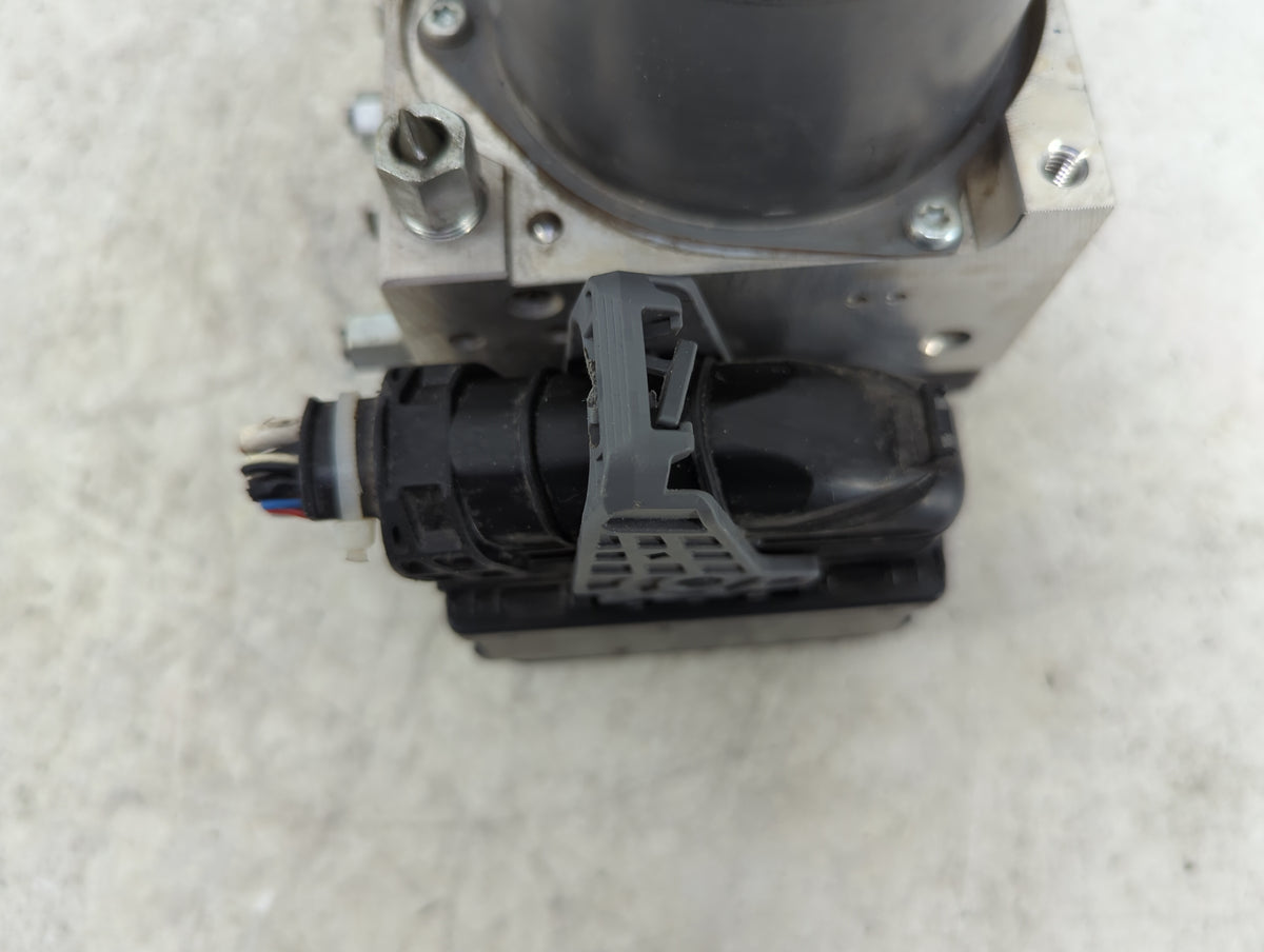 2018-2020 Infiniti Qx60 Anti-Lock Brake ABS Pump Module Actuator OEM P/N:116040-11100 Fits Fits 2018 2019 2020 OEM Used Auto