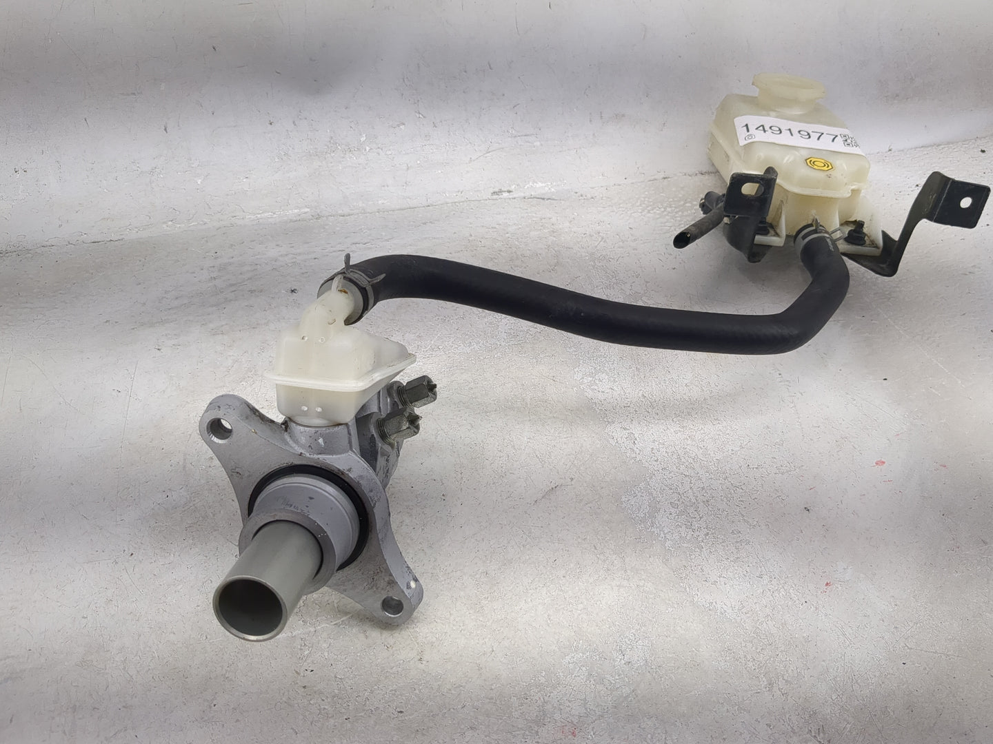 2014-2020 Infiniti Qx60 Brake Master Cylinder 1491977 - Oemusedautoparts1.com