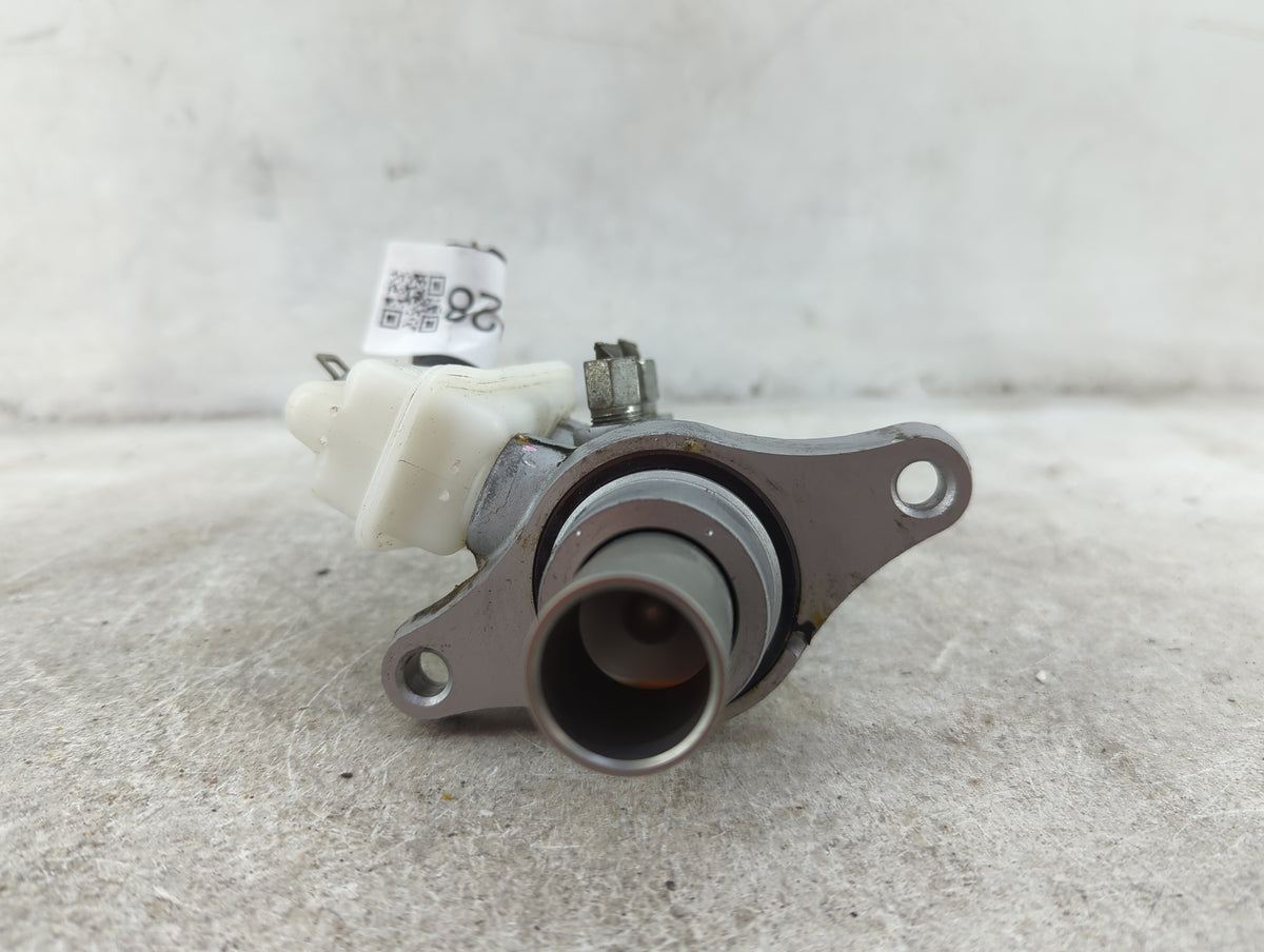 2014-2020 Infiniti Qx60 Brake Master Cylinder 1512028 - Oemusedautoparts1.com
