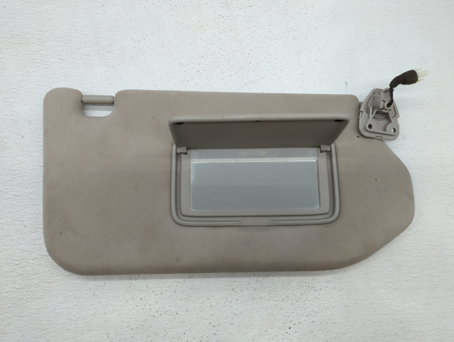 2019 Infiniti Qx60 Sun Visor Shade Replacement Passenger Right Mirror Fits OEM Used Auto Parts - Oemusedautoparts1.com