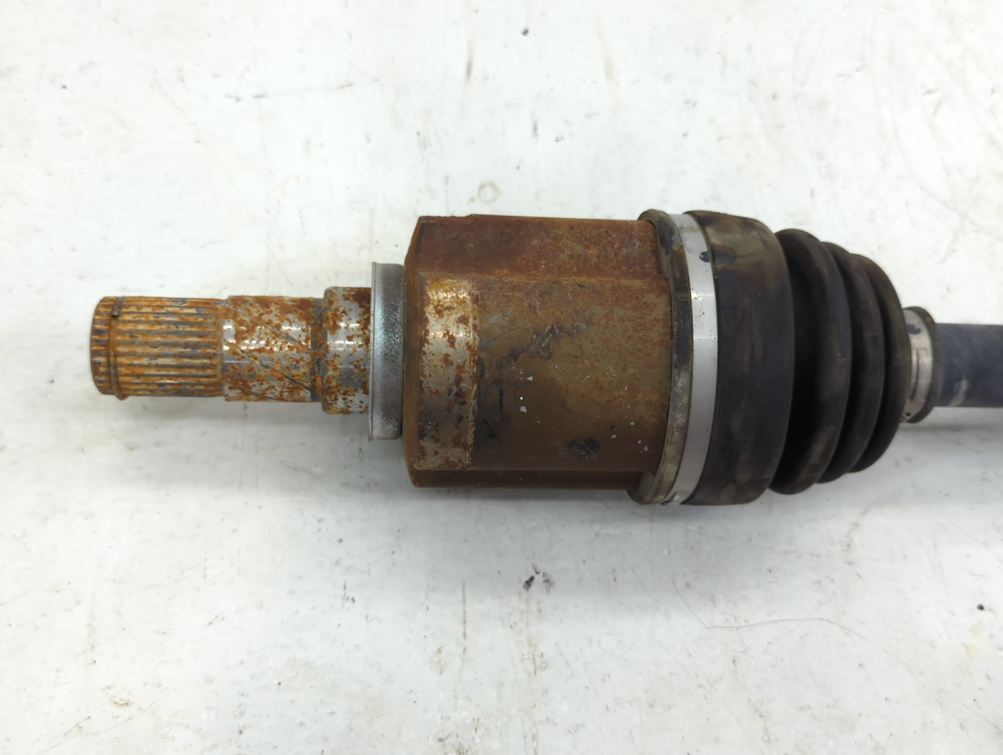 2015-2020 Infiniti Qx60 Axle Shaft Front Driver Cv C/v - Oemusedautoparts1.com