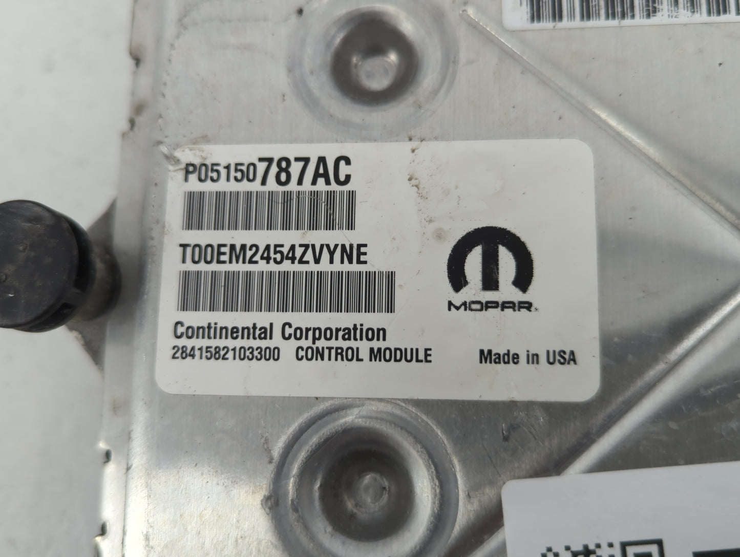 2018-2020 Infiniti Qx60 PCM Engine Control Computer ECU ECM PCU OEM P/N:68214175AF Fits Fits 2018 2019 2020 OEM Used Auto Pa